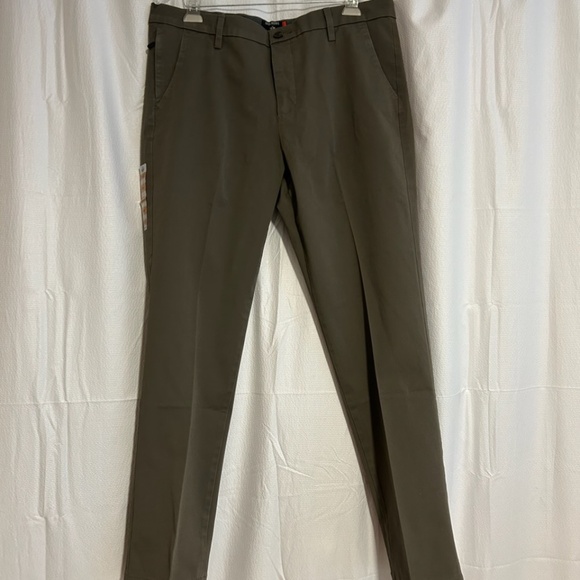 Dockers Men's Slim Fit Workday Stretch Khakis , Size 36W x 32L - Picture 1 of 15